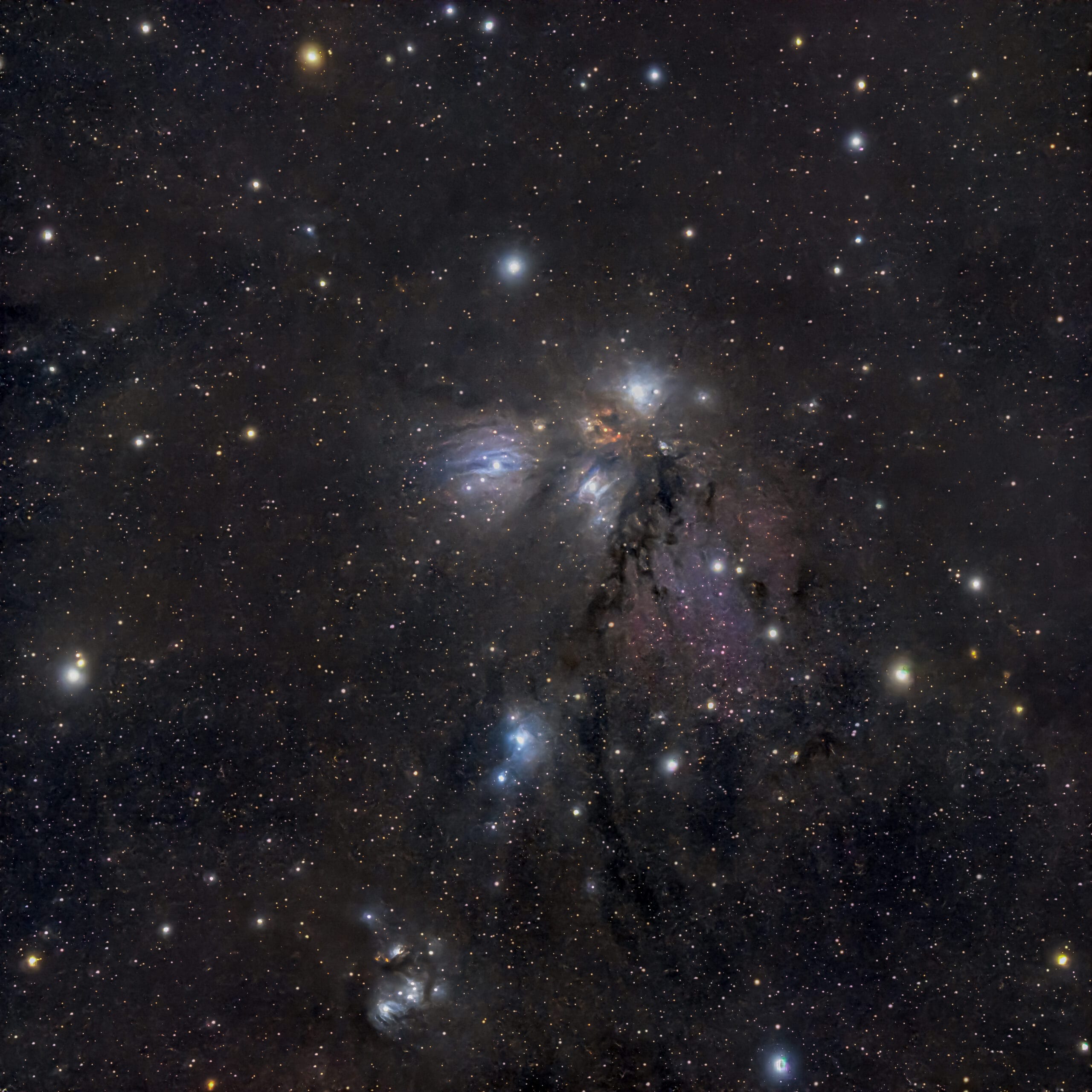 Angel Nebula (NGC 2170), a reflection nebula captured under the dark skies near Eilat, Israel, revealing delicate dust clouds illuminated by nearby young stars.